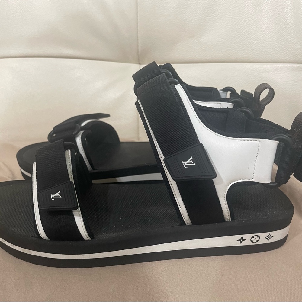 LOUIS VUITTON Monogram Flat Arcade Sandals
